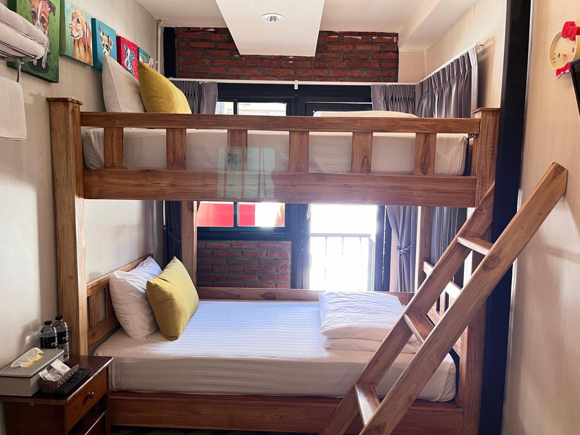 Sleep Walker Poshtel Chiang Mai Quarto foto
